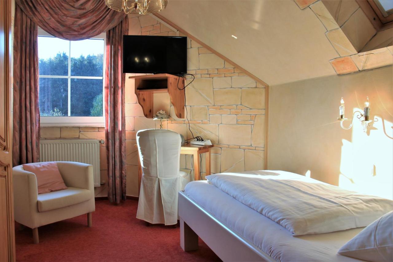 Studentenmühle Hotel - Restaurant photo 4