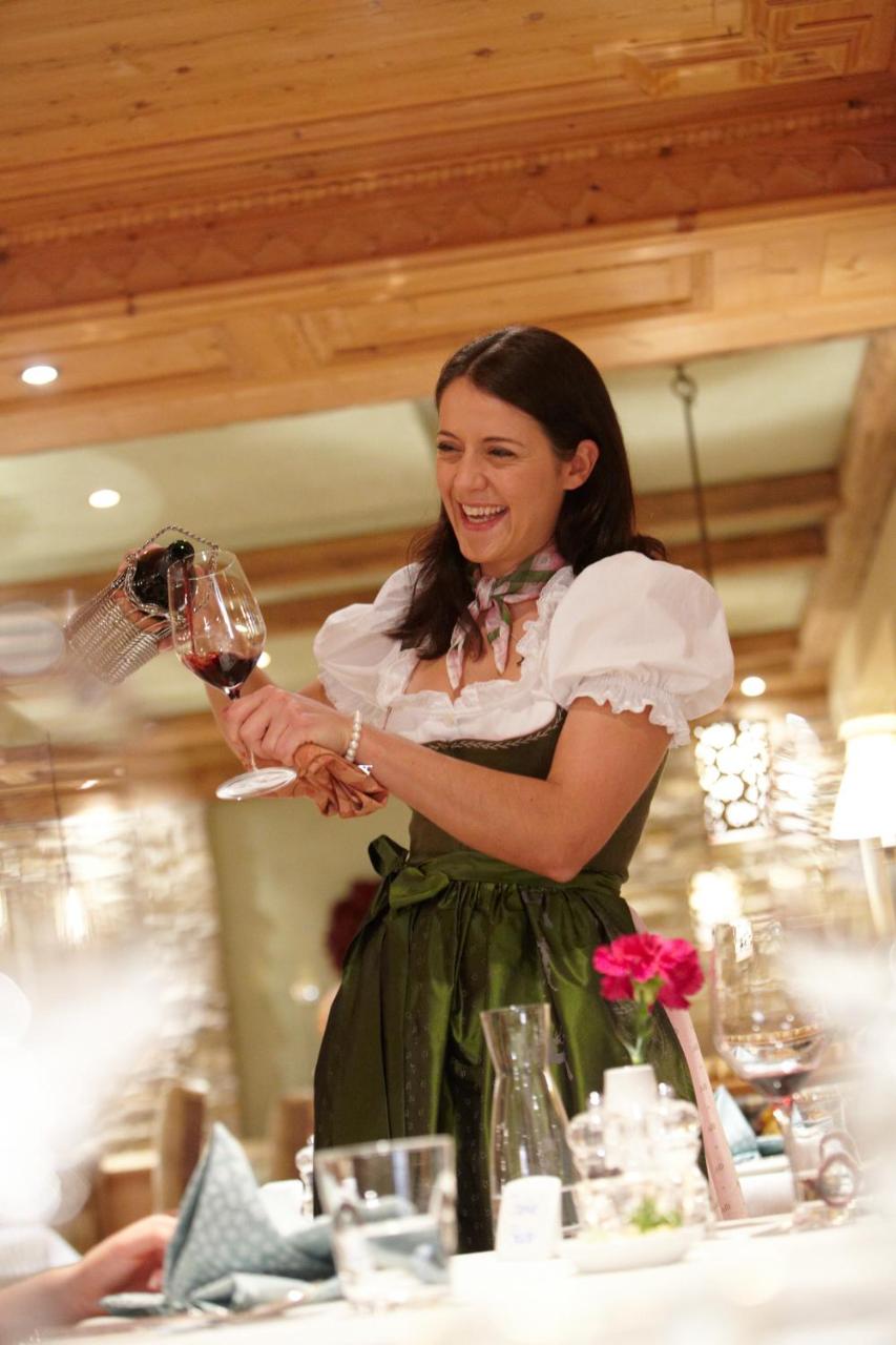 Hotel Alpin Spa Tuxerhof photo 2