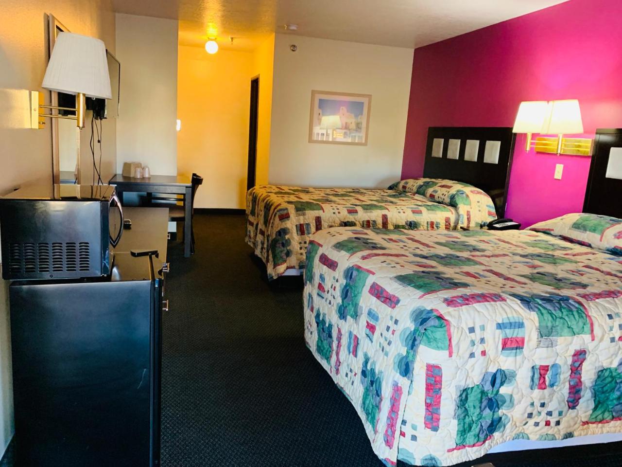 Luxury Inn photo 3