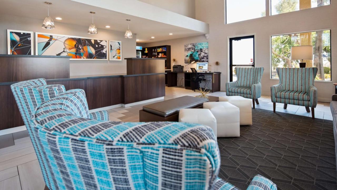 Best Western Apricot Inn photo 2