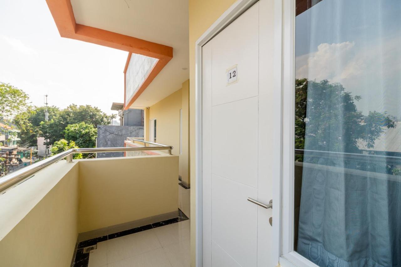 Photo - Reddoorz Near Plaza Atrium Senen