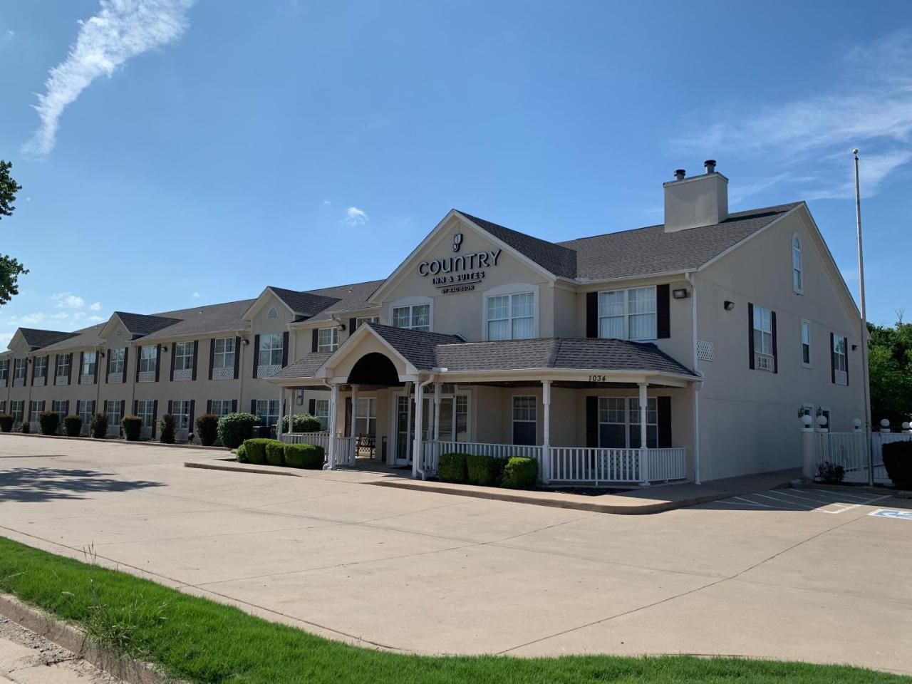 Country Inn & Suites by Radisson, Tulsa, OK Thumbnail