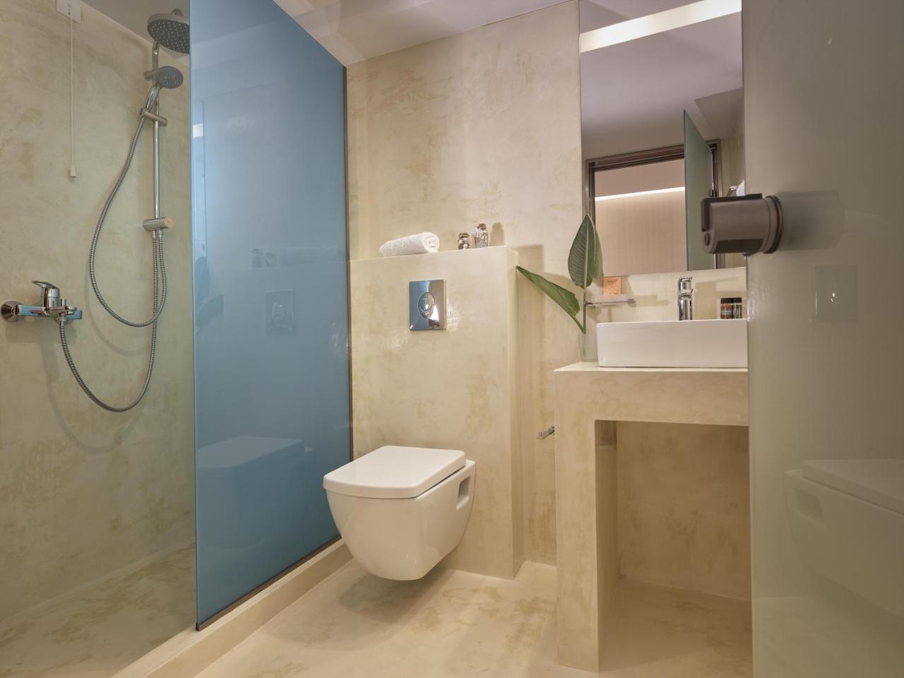 Koukounaria Hotel & Suites photo 2