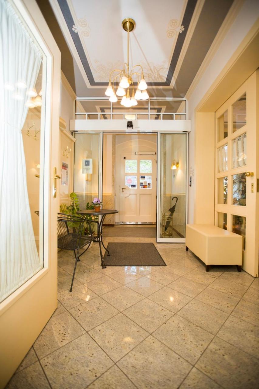 Hotel Burghof - 4