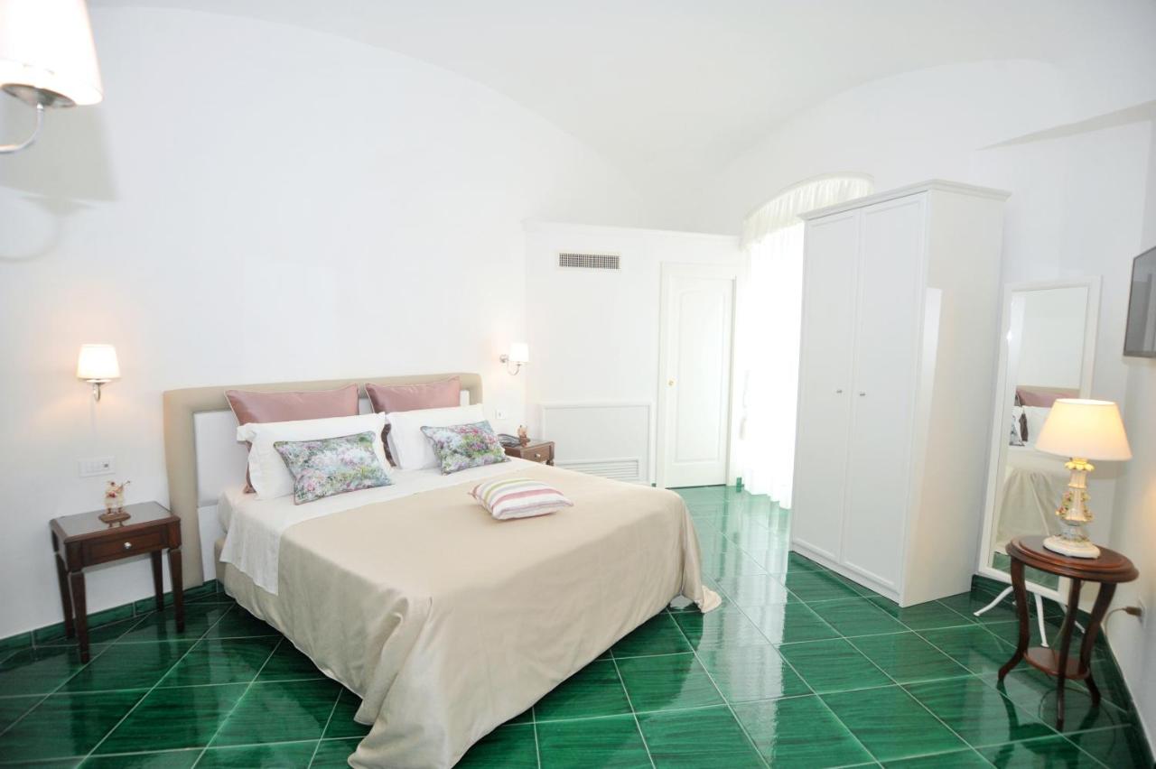 Core Amalfitano City Suites - 3