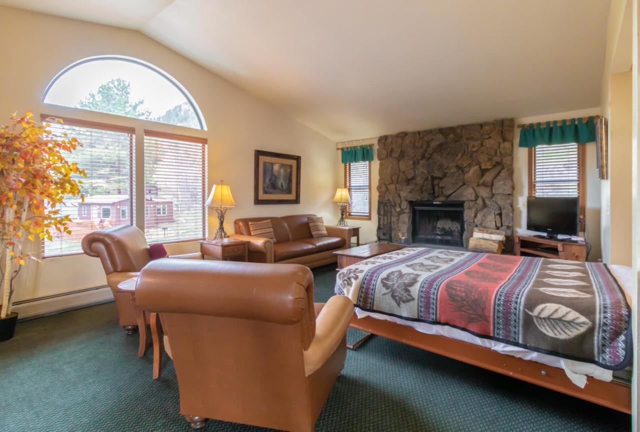 Wildwood Inn photo 3