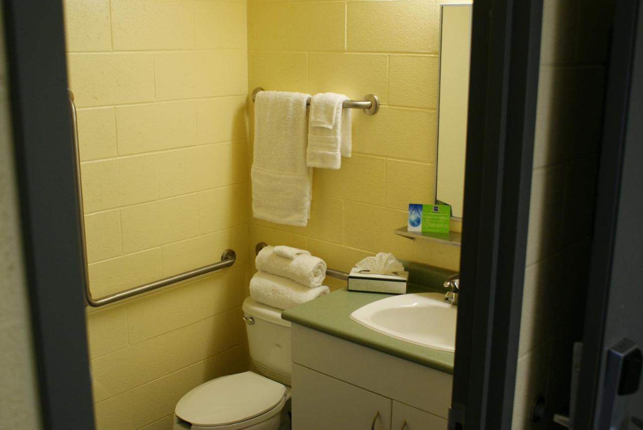 Residence & Conference Centre - Sudbury West photo 2