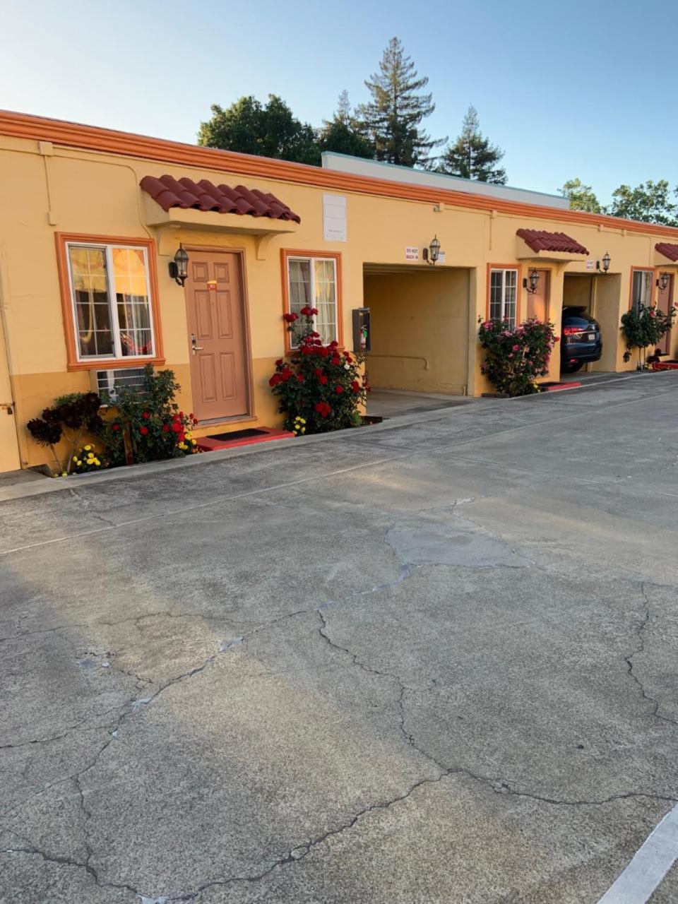 Budget Motel photo 2