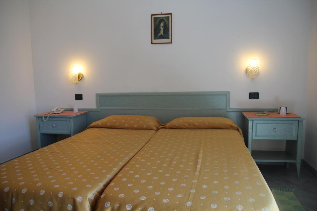 Hotel La Barcarola photo 2