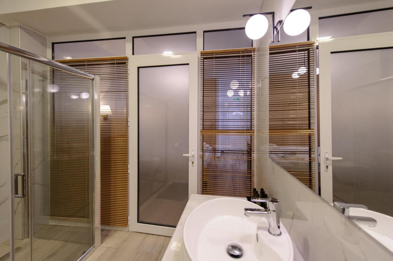 Status Luxury Apartments and Penthouse - 6
