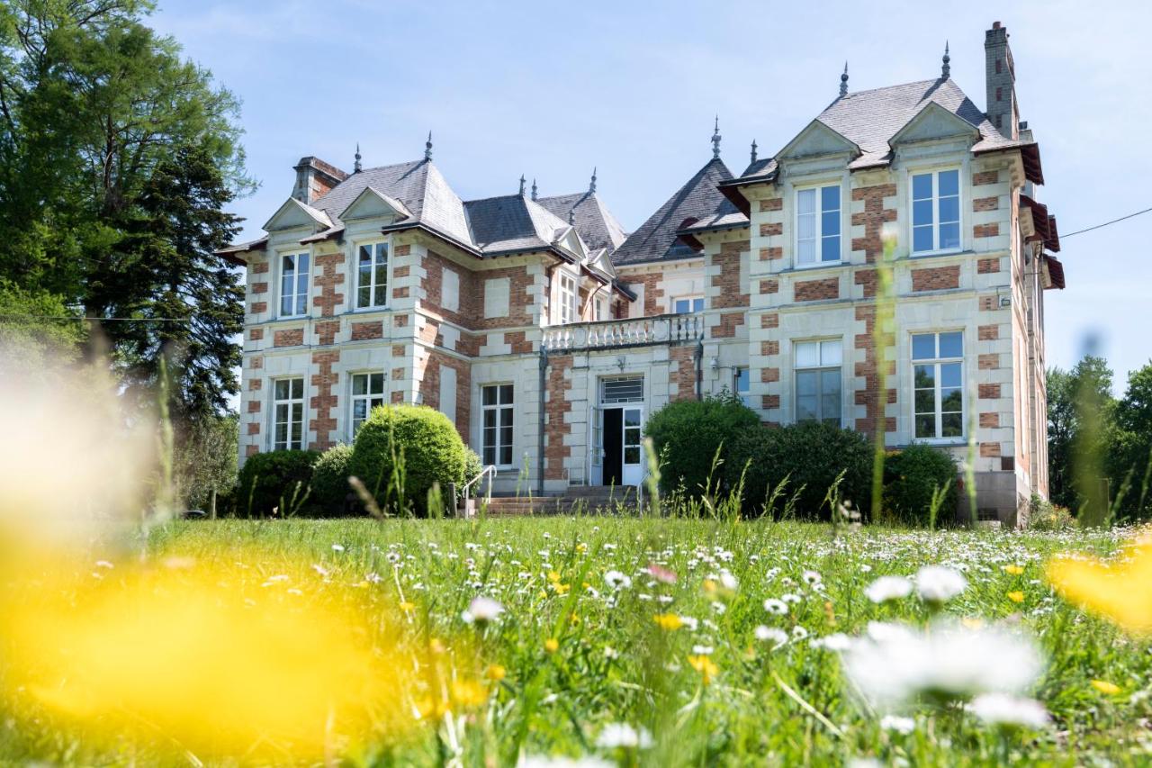 Chateau De La Plinguetiere - 4