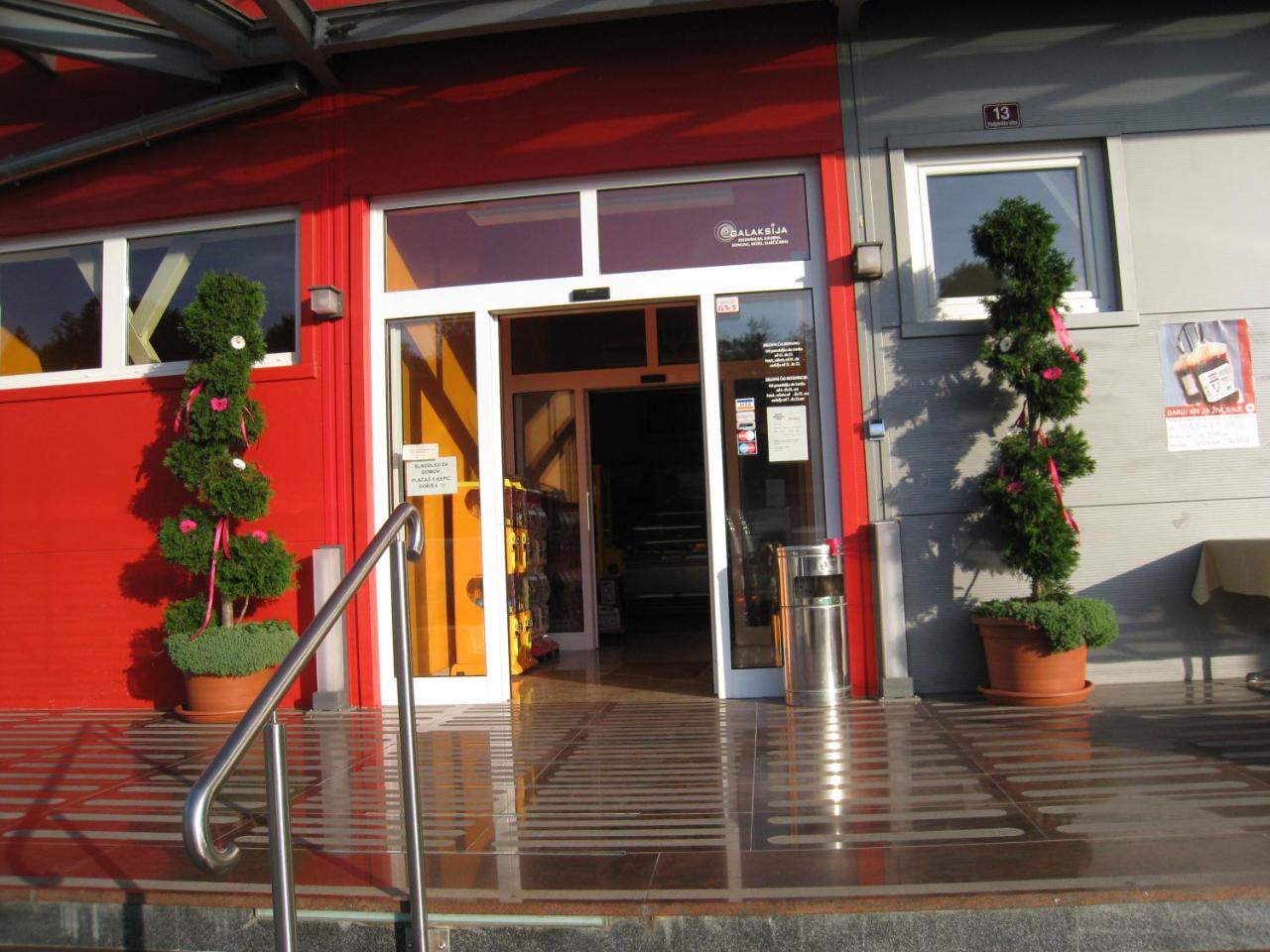 Hotel Galaksija Trebnje photo 4