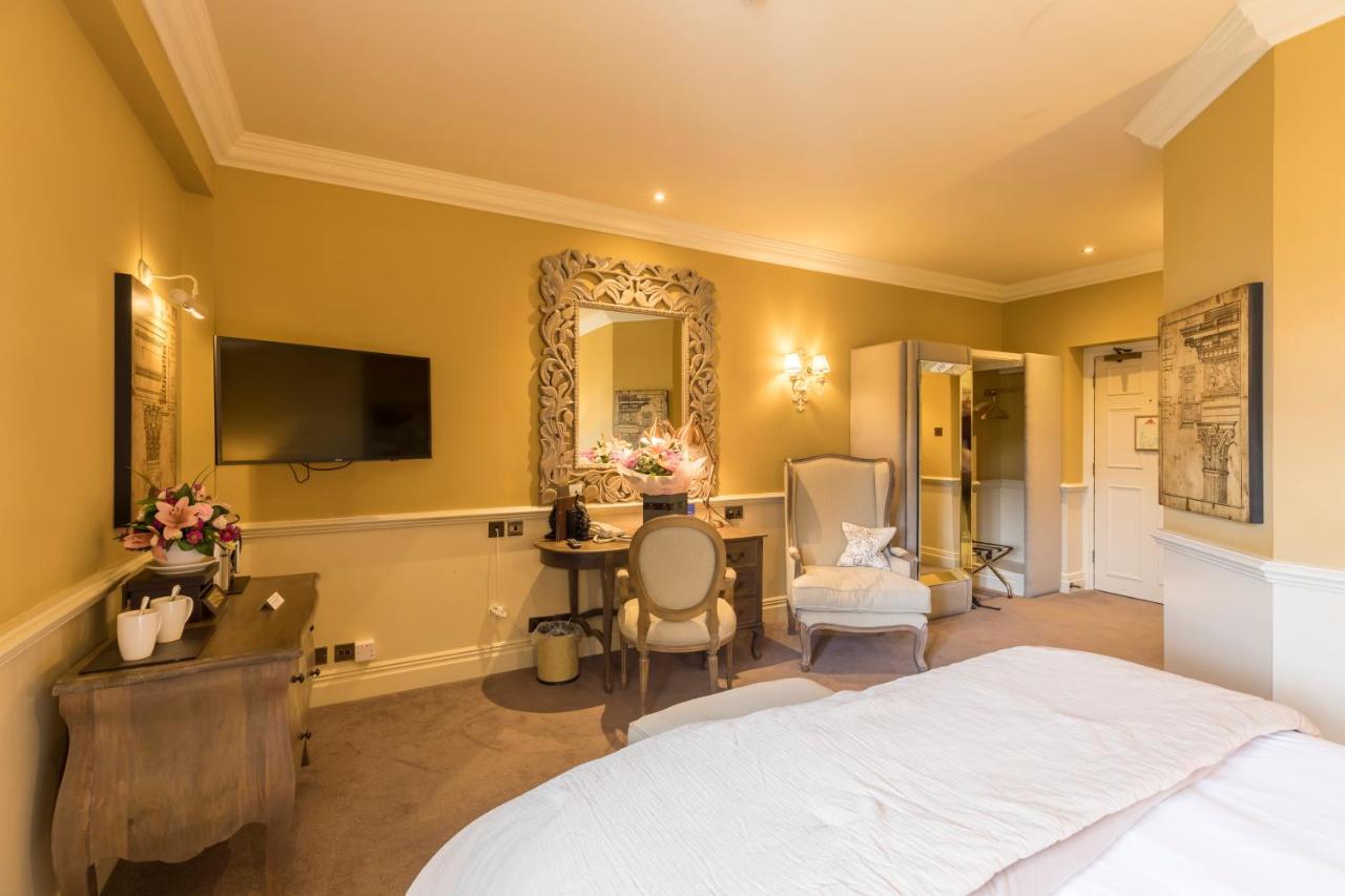 Coombe Abbey Hotel - 3