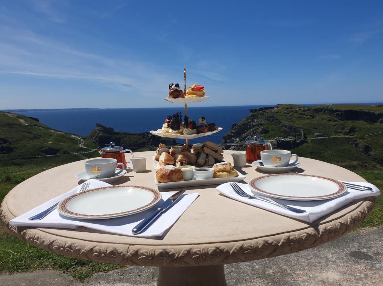 Camelot Castle Hotel photo 4