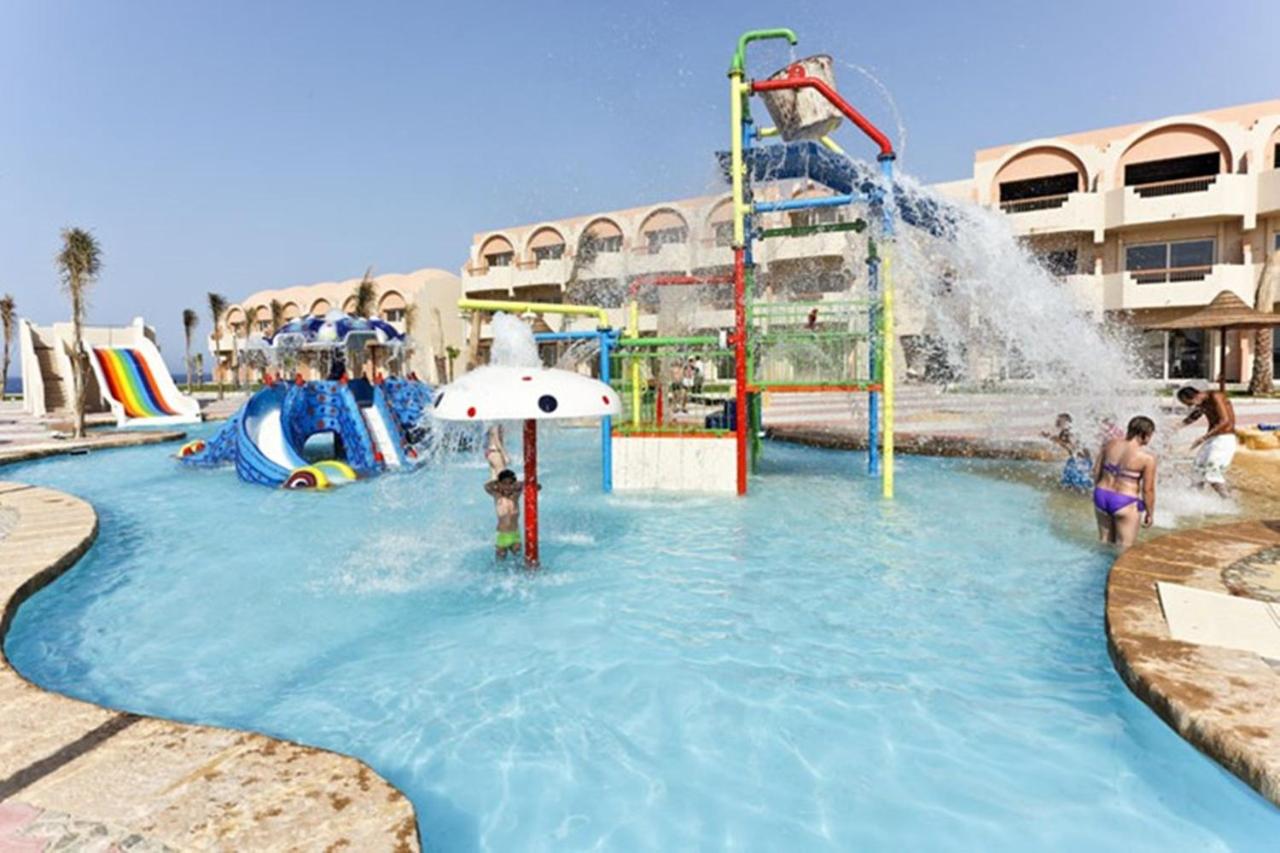 Three Corners Sea Beach Resort photo 4