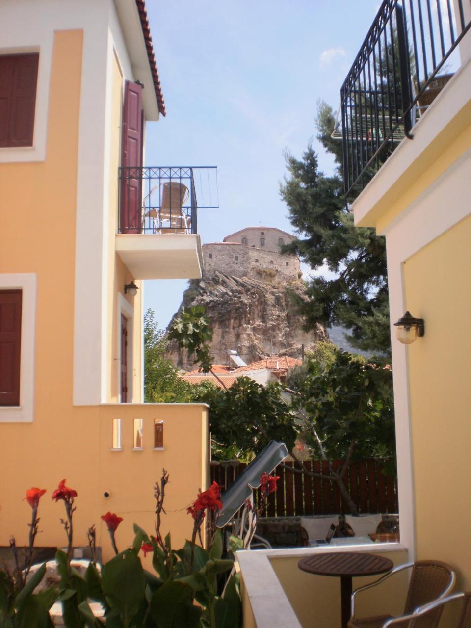 Stella Apartments - 6