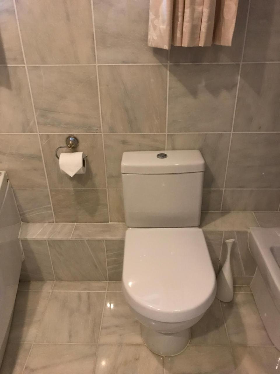 Orchard Manor - 6