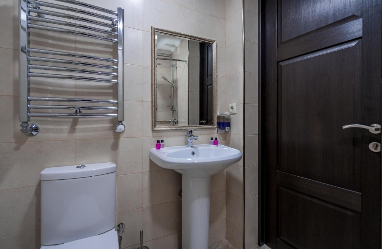 Golden Light Hotel photo 3