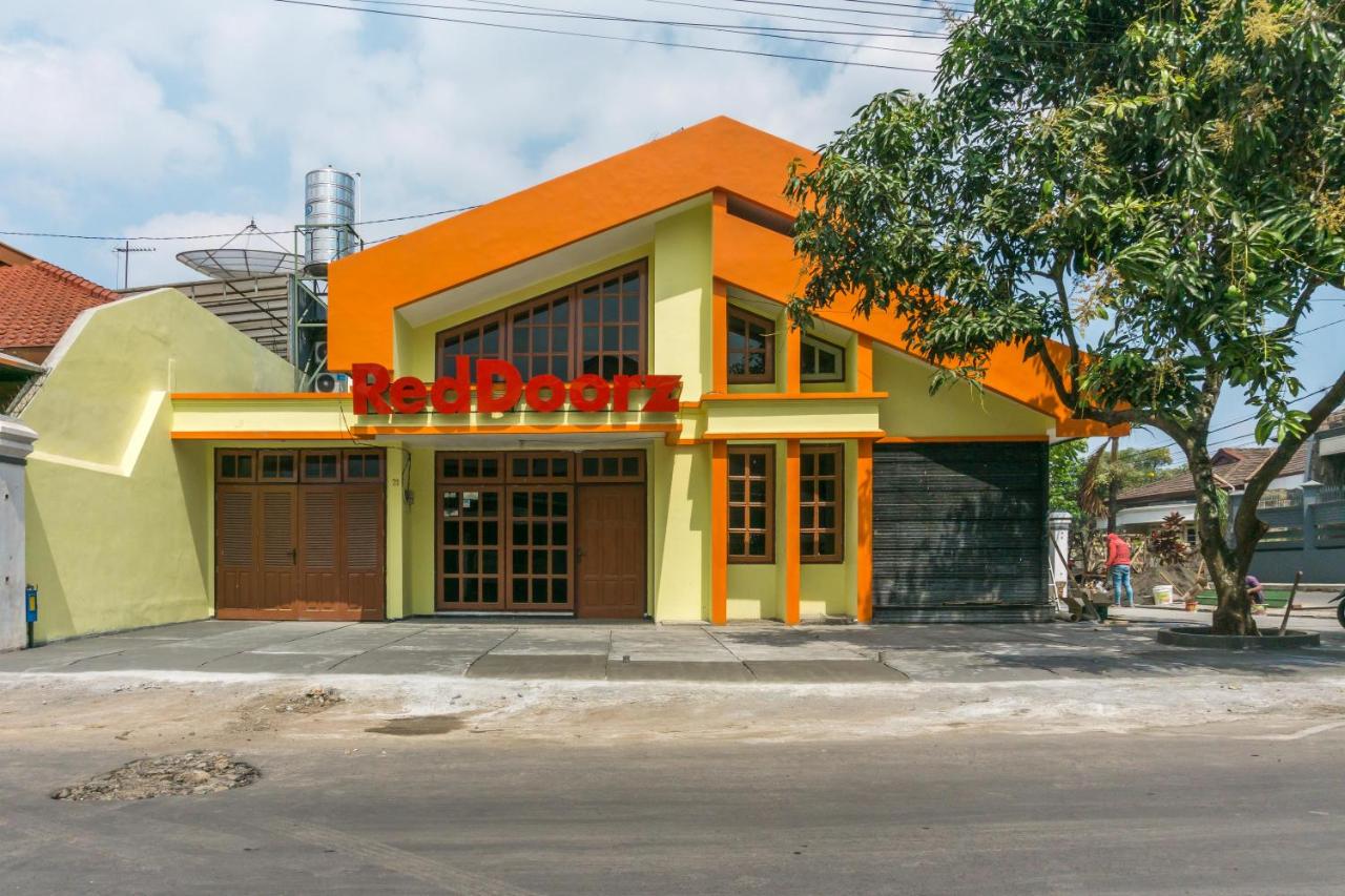 Photo - RedDoorz near Universitas Widyagama Malang