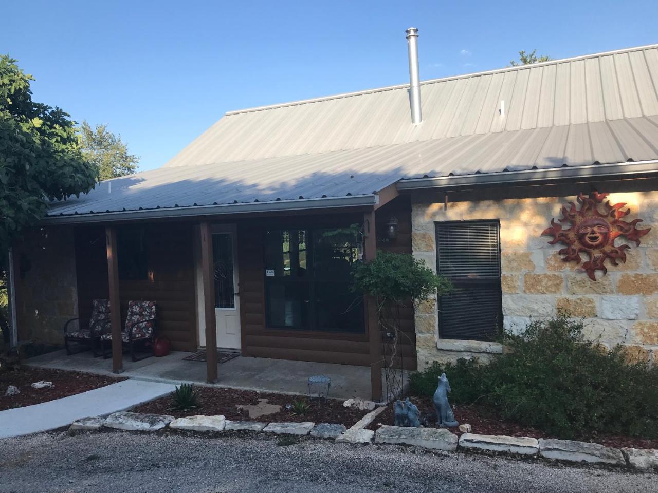 Walnut Canyon Cabins - 6
