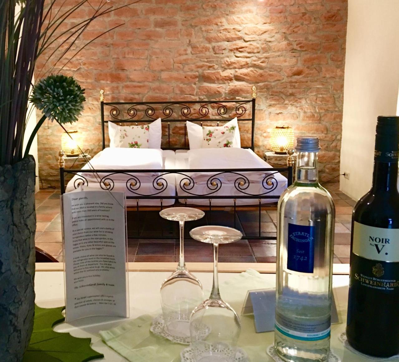 HEINRICHs winery bed & breakfast photo 2