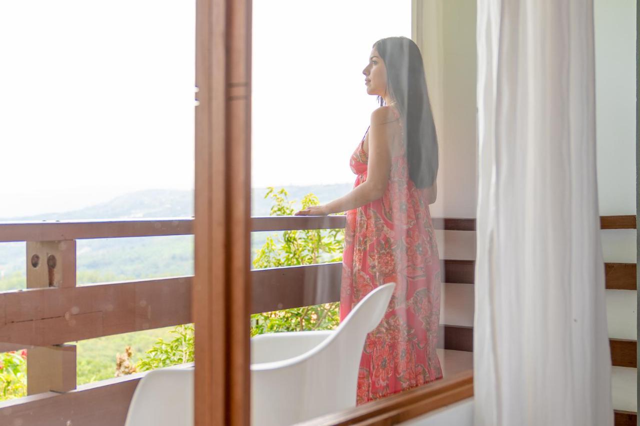 Ladera Hotel photo 4