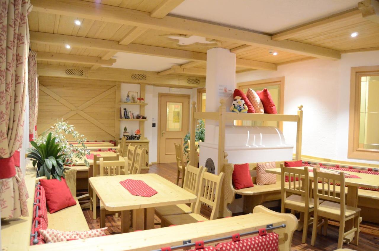 Hotel Ladina photo 2