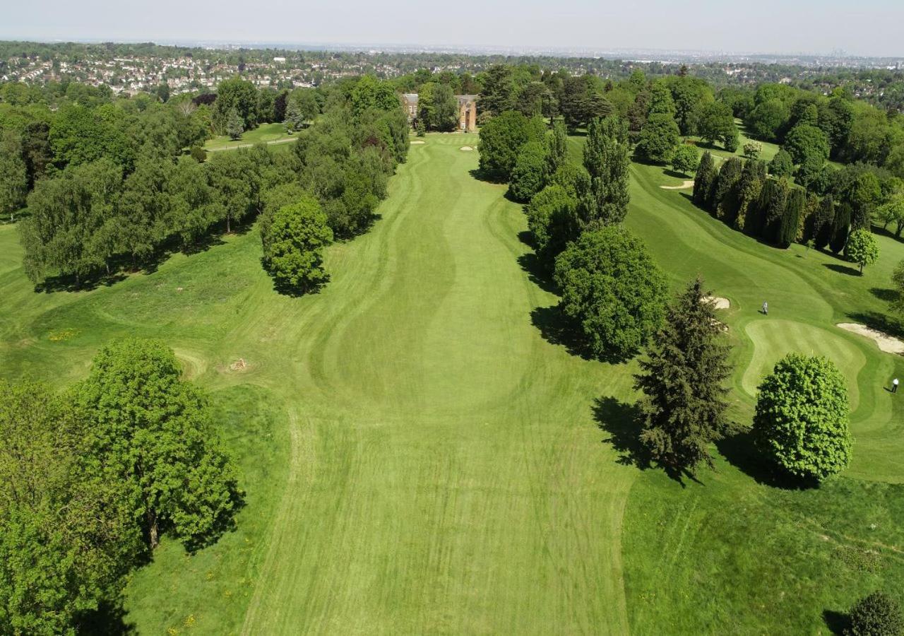 Coulsdon Manor Hotel and Golf Club - 2