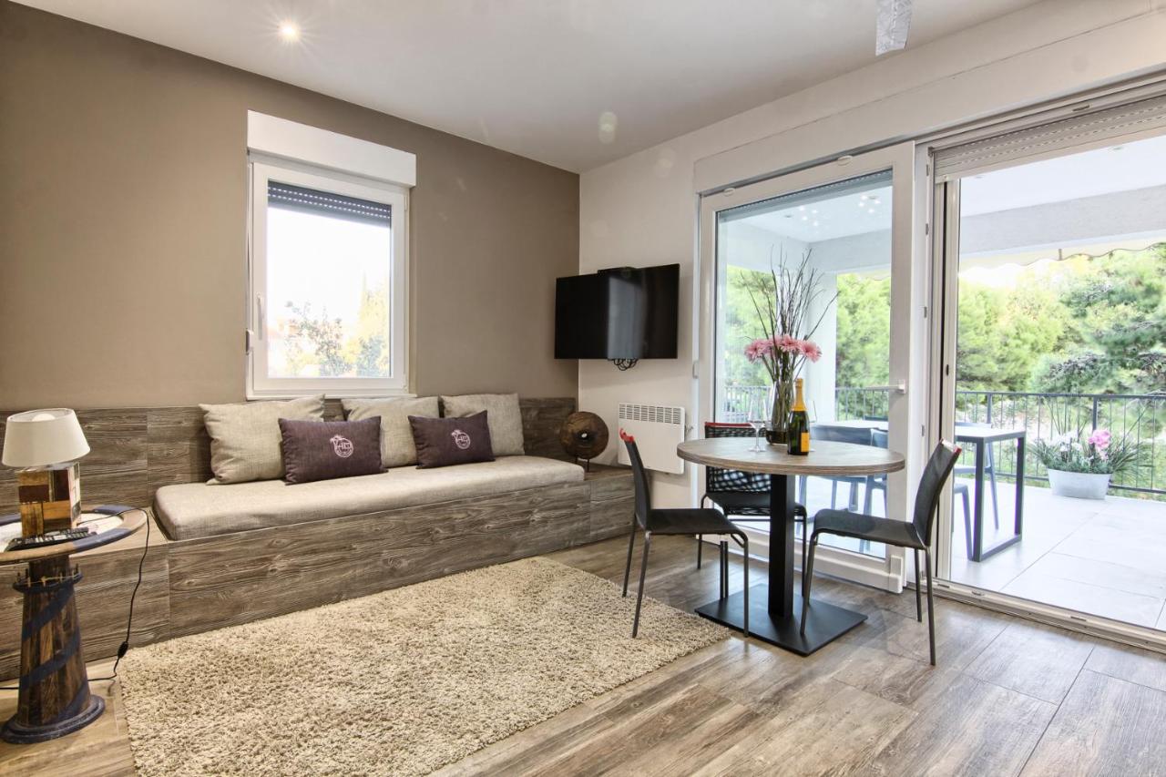 HD Beach House II - 4
