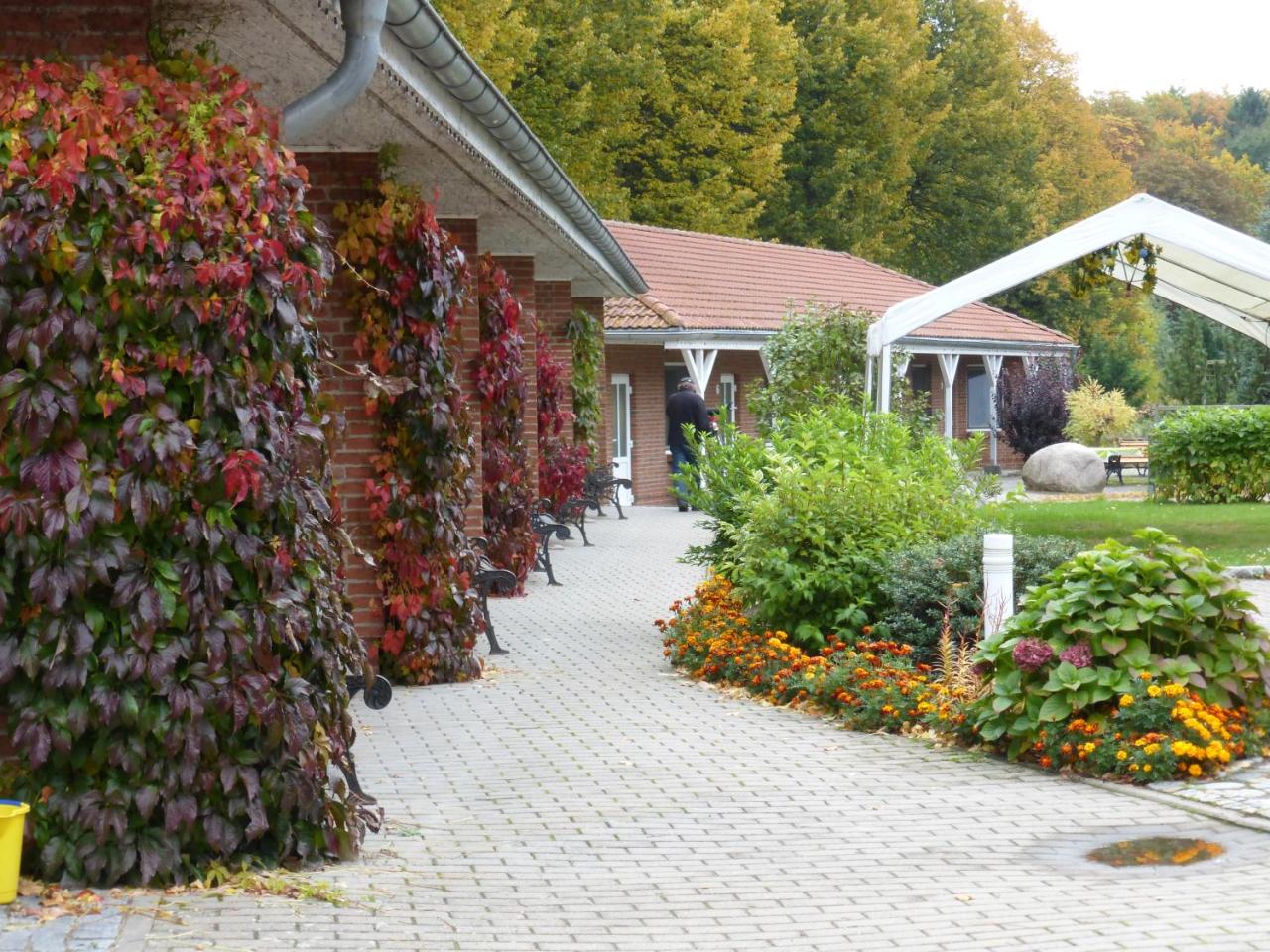 Hotel Am Schlosspark - 3