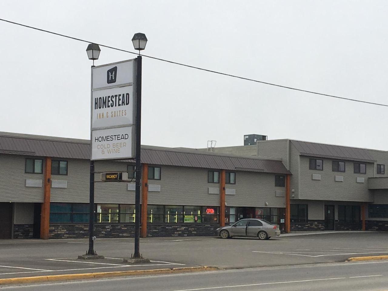 Homestead Inn & Suites photo 4