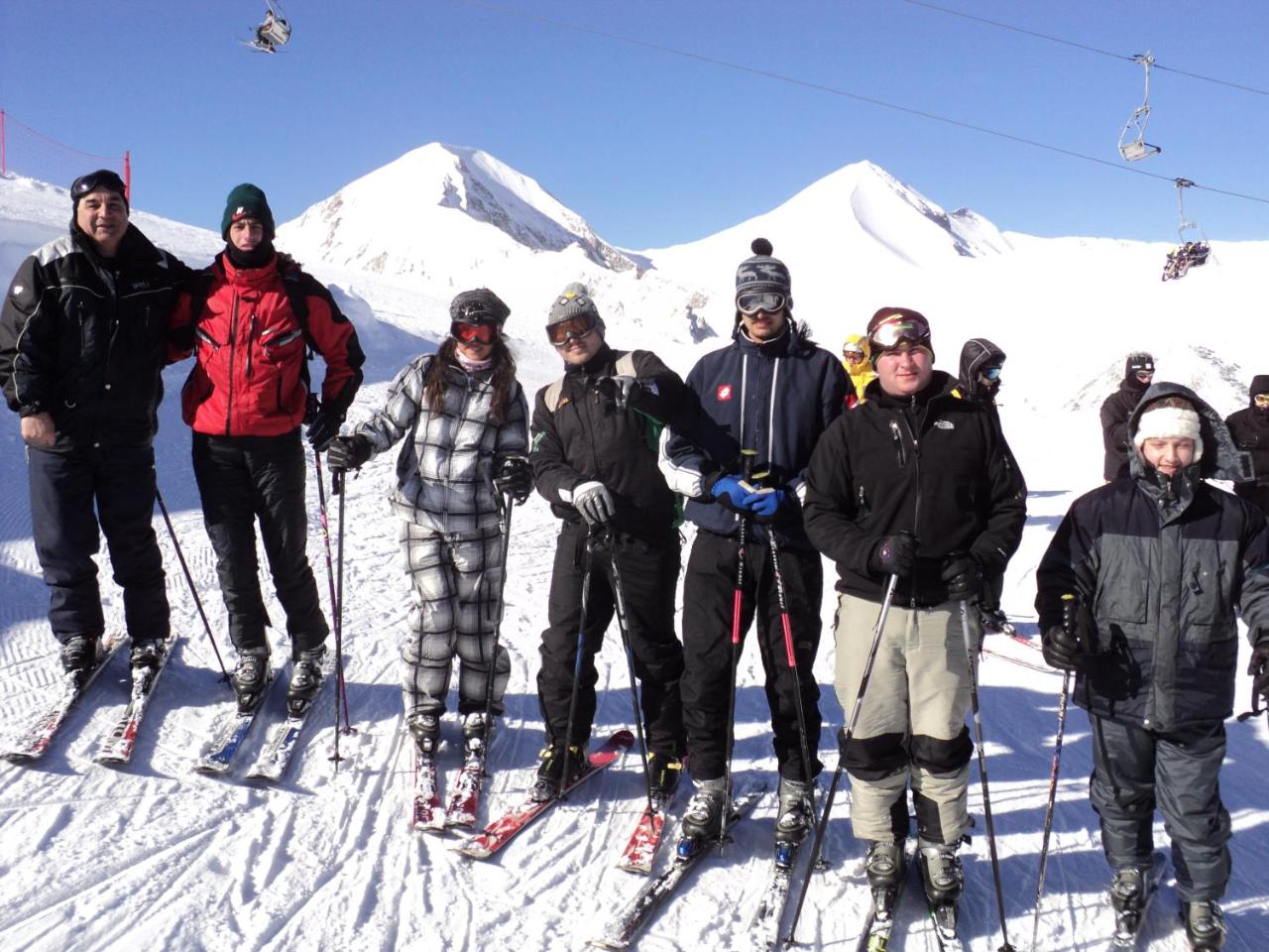 Family Hotel Alpin - 91 - 1 min walk to city centre photo 3