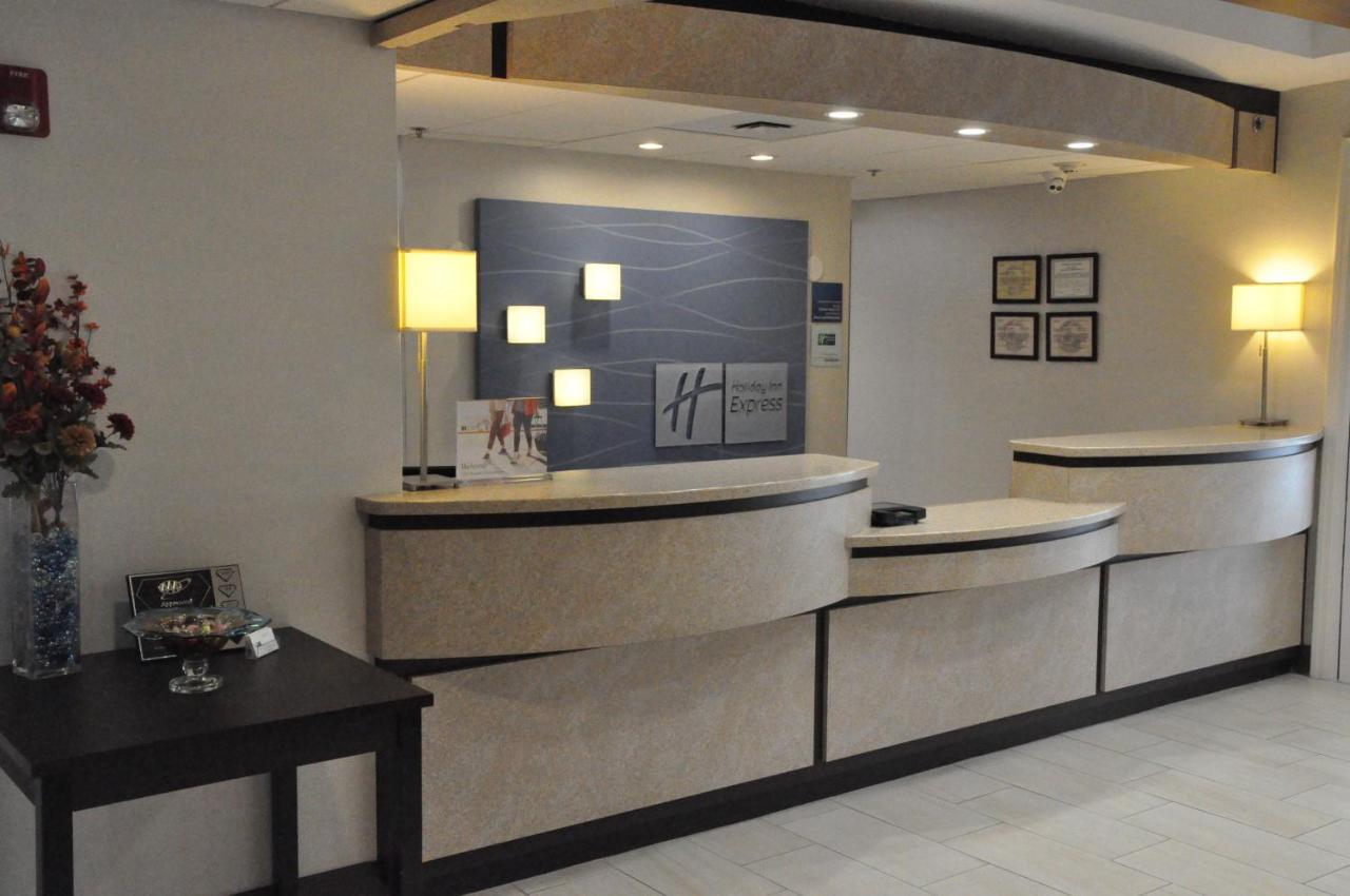 Holiday Inn Express Hotel & Suites Jackson By IHG