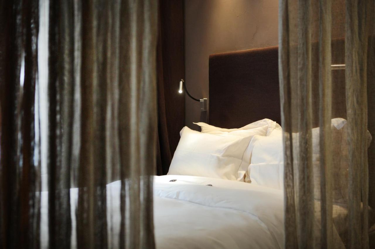 Hidden Hotel - 3