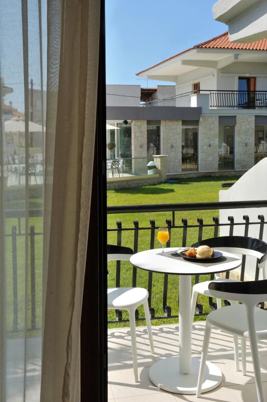 Aristotelis Hotel photo 2
