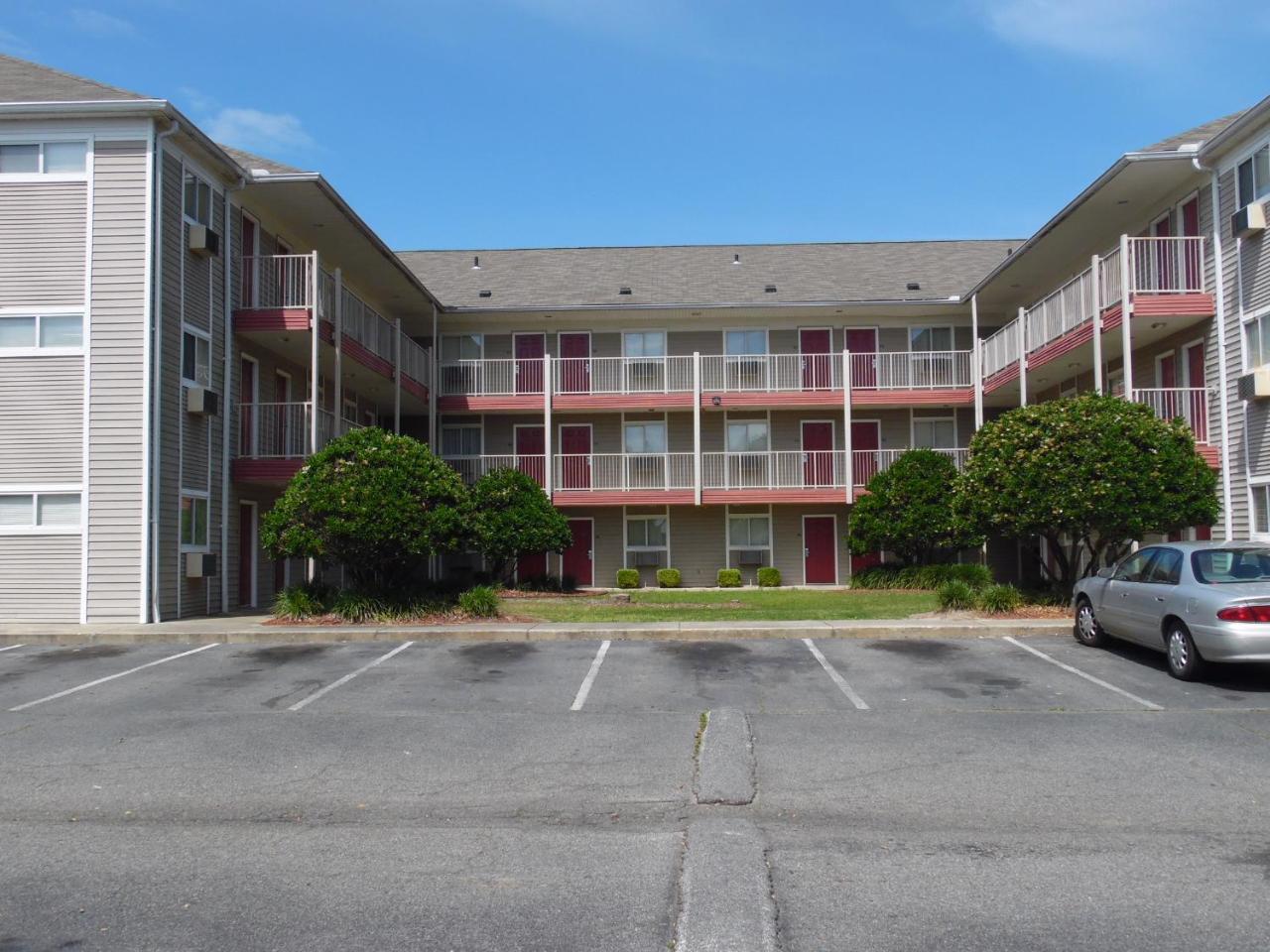 InTown Suites Extended Stay Valdosta GA