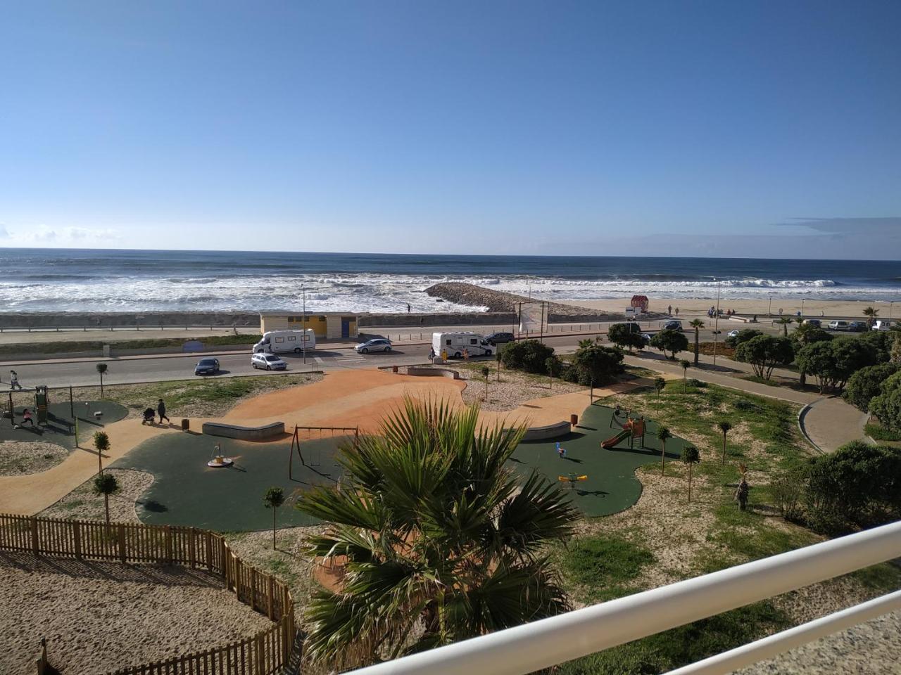 Sun, Pool and Beach - 2
