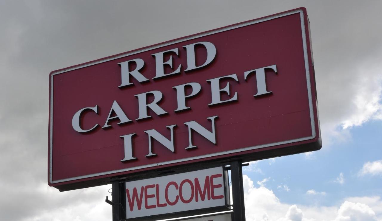 Red Carpet Inn and Suites Houston Gulf Fwy photo 4