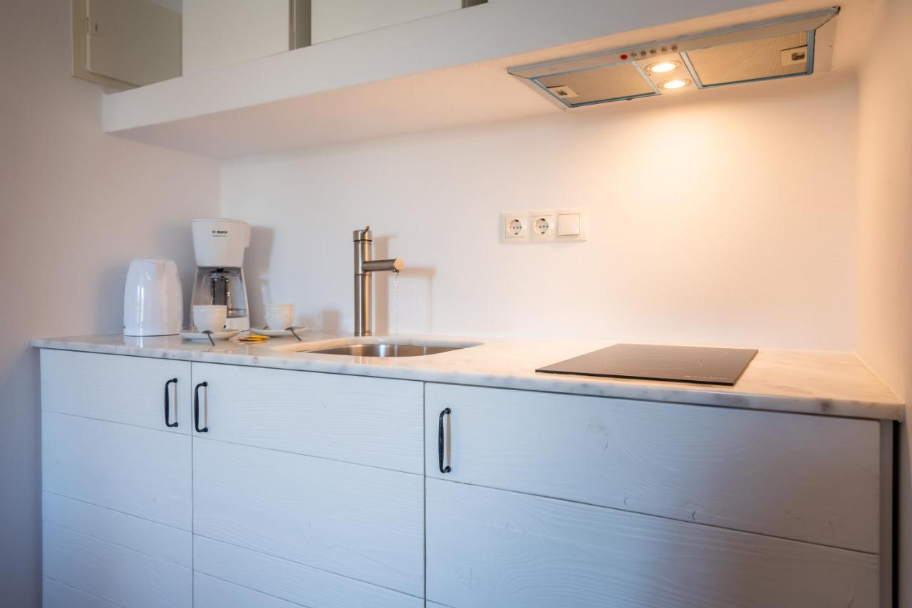 Milia Gi Suites photo 2