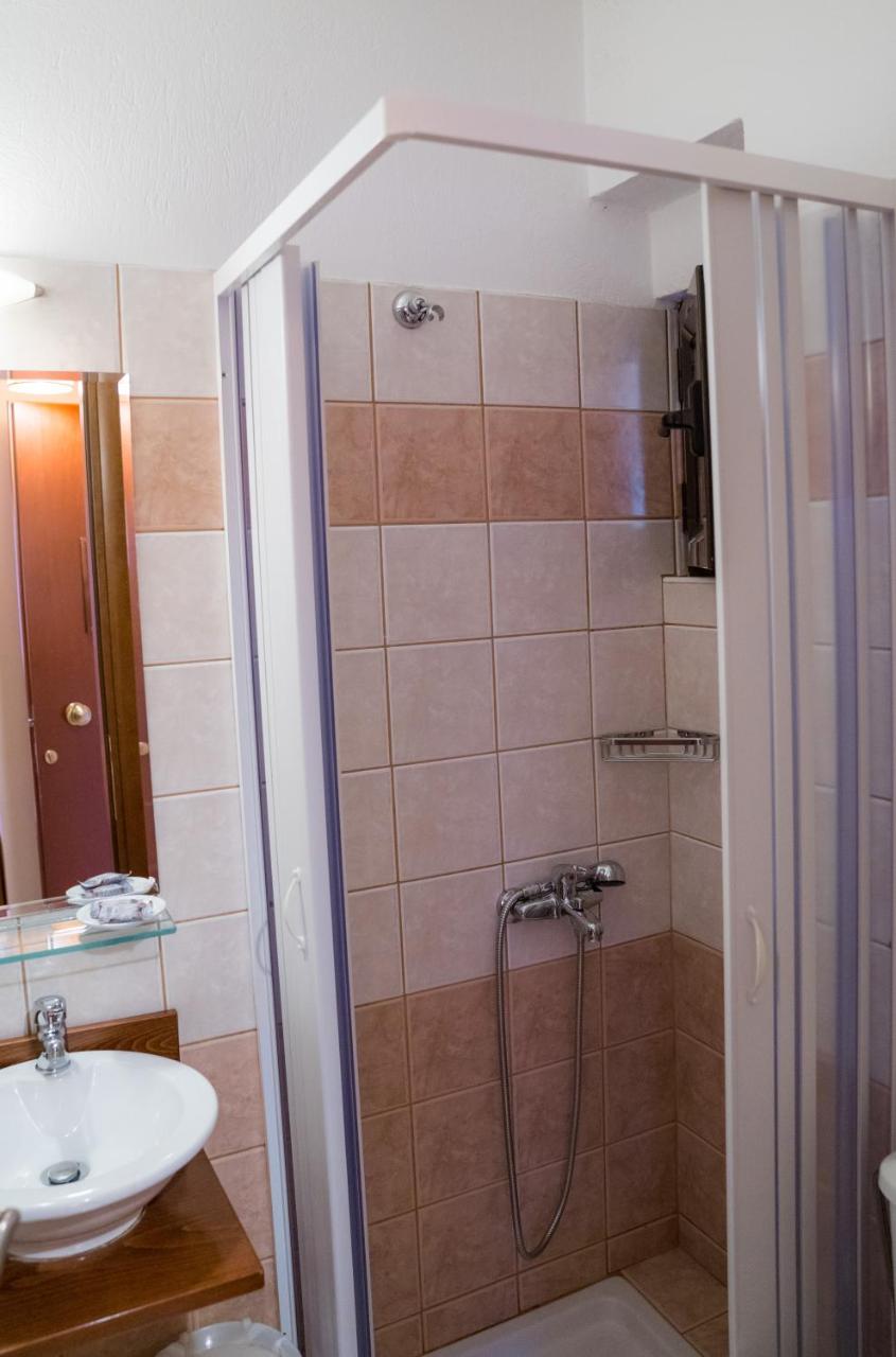 Yiannis Apartments - 4