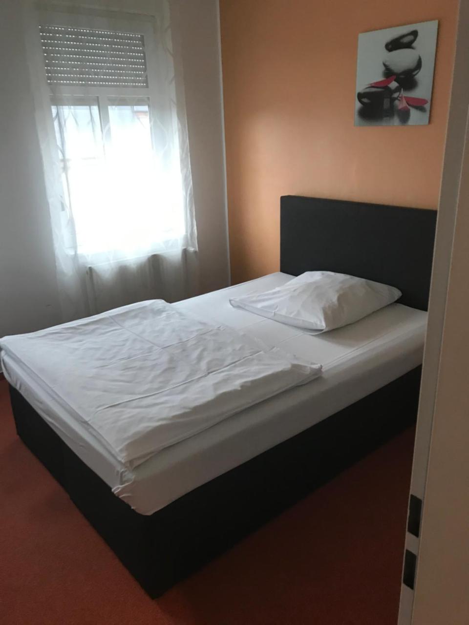 Hotel Zum Weinberg photo 2