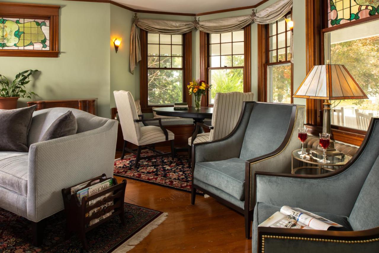 Palmer House Inn - 6