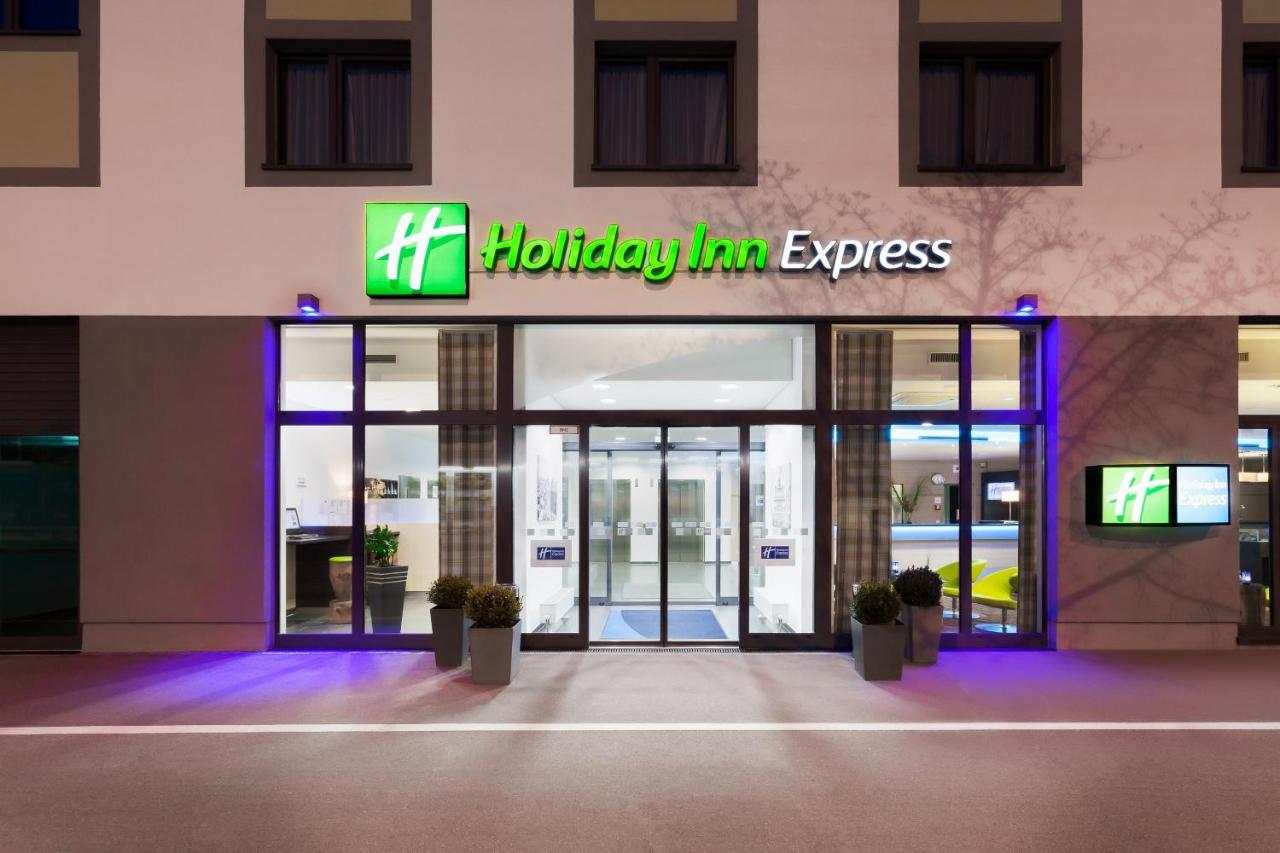 Holiday Inn Express Augsburg By IHG photo 3