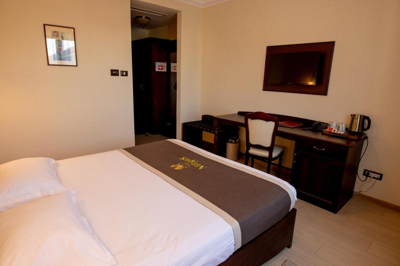 Magus Hotel