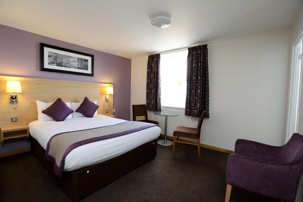 Photo - Shore View Hotel
