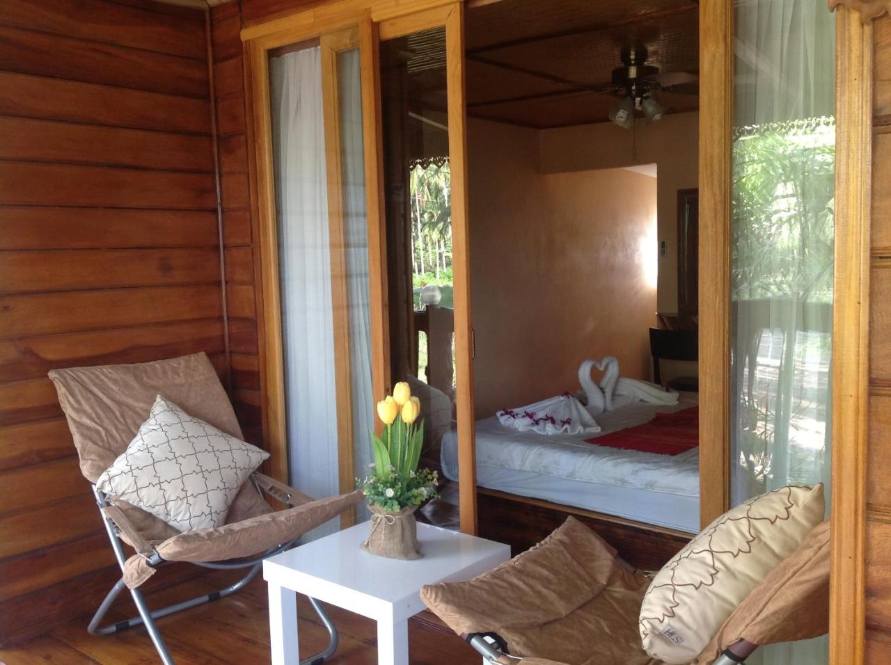 Ruan Mai Naiyang Beach Resort photo 3