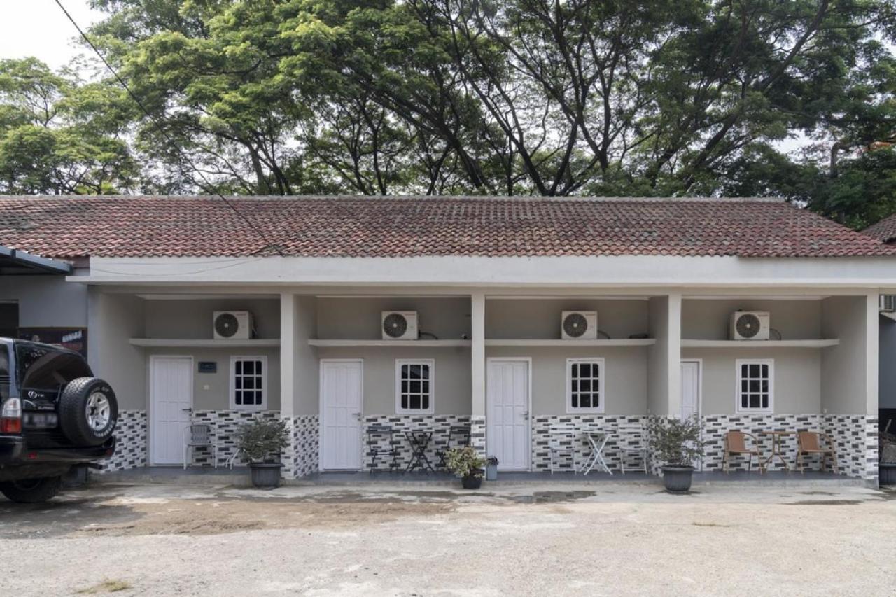 Foto - Reddoorz Plus Near Tambun Station