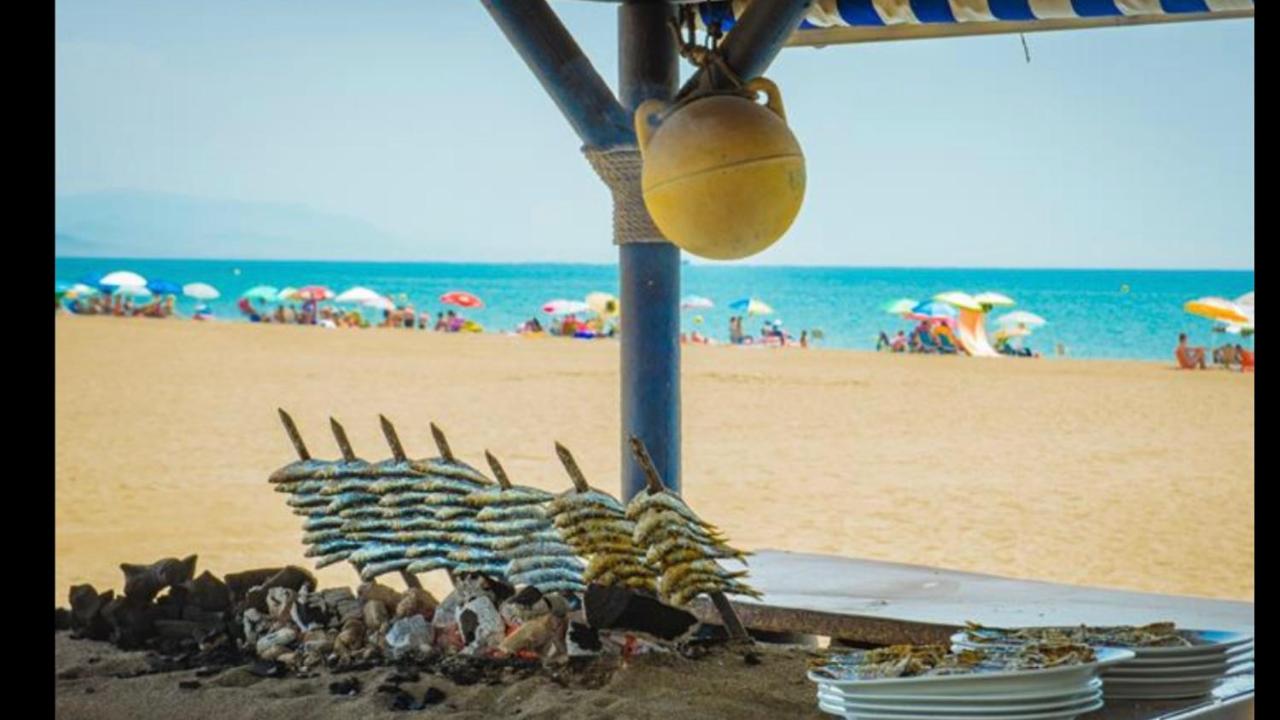 MI CAPRICHO A17 Beachfront Apartment - 4