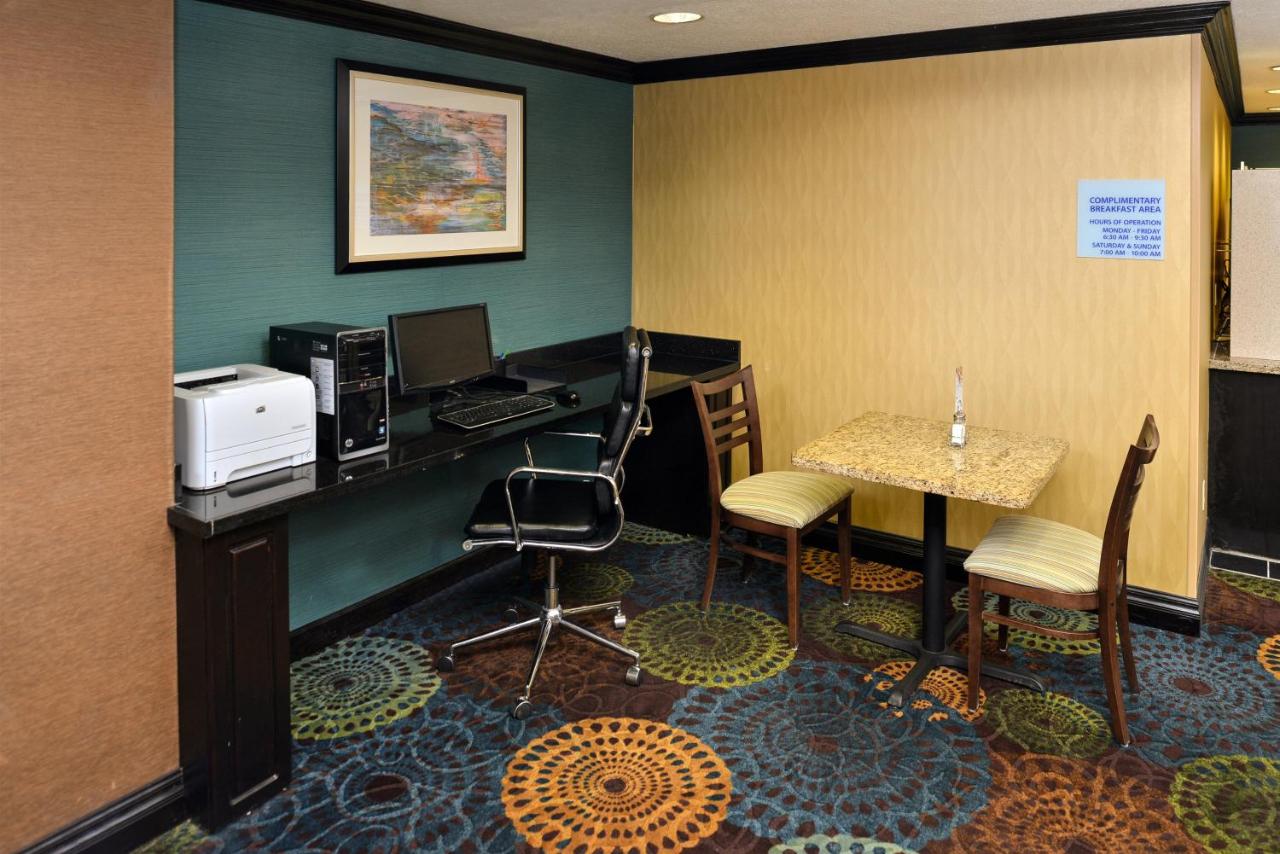 Foto - Holiday Inn Express Hotel & Suites Charlotte by IHG