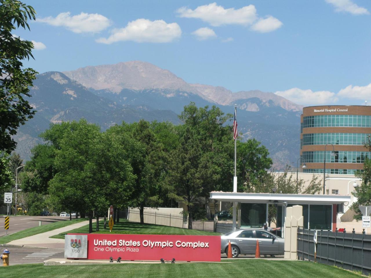 Photo - Holiday Inn Express & Suites Colorado Springs North by IHG